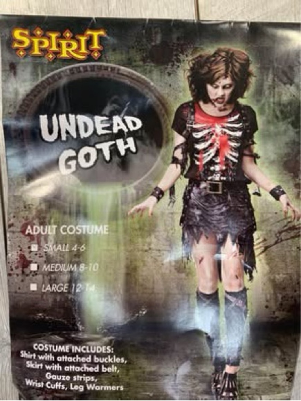 Undead goth -spirit Halloween costume adult size small 4-6
Goth emo cosplay pack